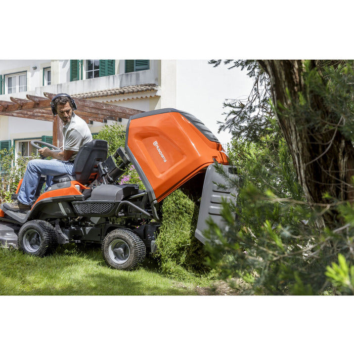 HUSQVARNA RC 320Ts AWD Frontmäher inkl. Mähdeck Combi 112cm