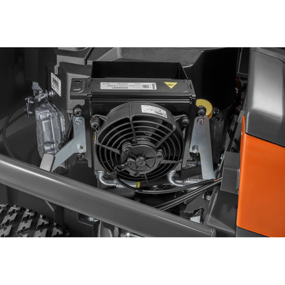 HUSQVARNA R 420TsX AWD Profi-Frontmäher inkl. Mähdeck Combi 122