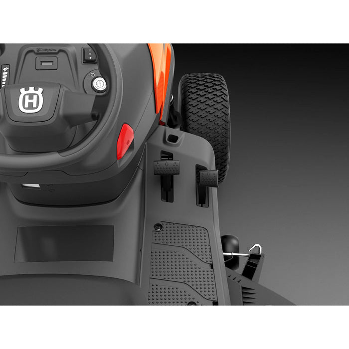 HUSQVARNA TC 220T Rasentraktor