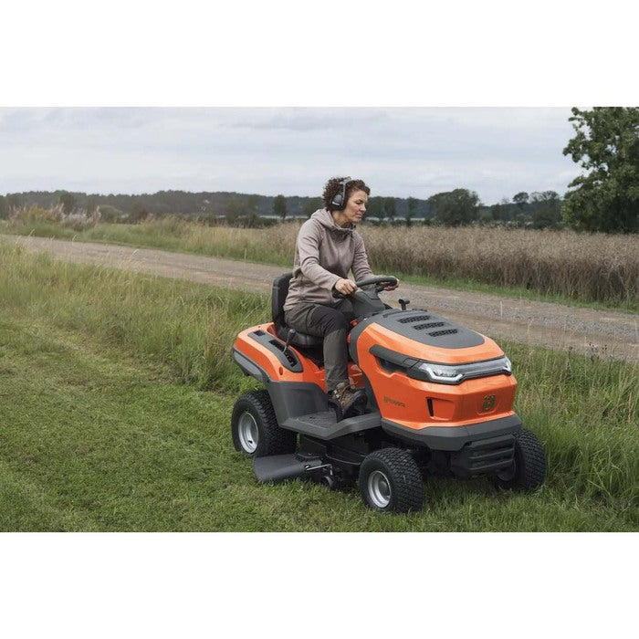 HUSQVARNA TS 215T Rasentraktor